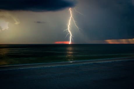 picture of lightning over the ocean